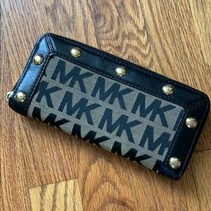 MK wallet